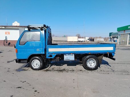 1990 Mazda Titan, синий, 750000 рублей, вид 1