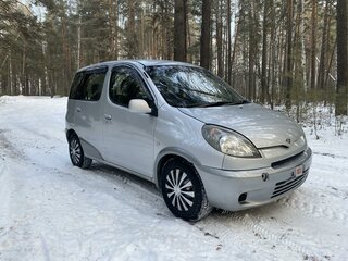 2000 Toyota FunCargo, серый, 425000 рублей, вид 3