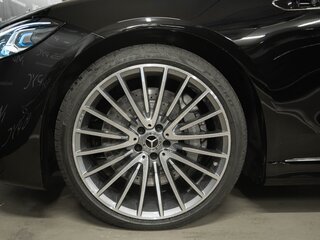 2026 Mercedes-Benz S-Класс 500 Long 4MATIC VII (W223) Рестайлинг, чёрный, 29900000 рублей, вид 4