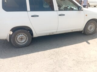 2004 Toyota Probox I, белый, 400000 рублей, вид 2