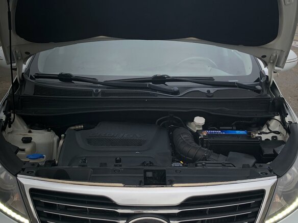 2013 Kia Sportage III, белый, 1350000 рублей - вид 1