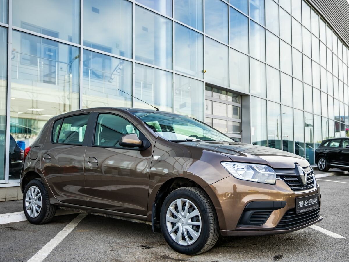Открыть фотографии: Renault Sandero II Рестайлинг