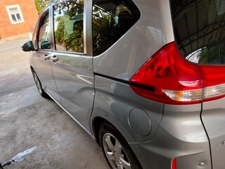 2019 Honda Freed II, серебристый, 2000000 рублей, вид 2