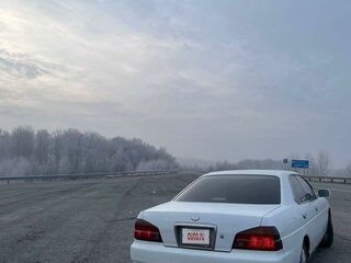 1997 Nissan Laurel VIII (C35), белый, 360000 рублей, вид 2