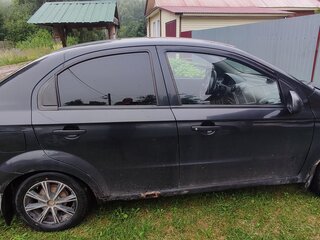 2009 Chevrolet Aveo I Рестайлинг, чёрный, 200000 рублей, вид 3