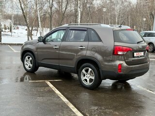 2016 Kia Sorento II Рестайлинг, бежевый, 2000000 рублей, вид 5