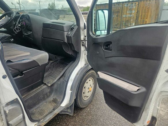 2001 Iveco Daily, белый, 333000 рублей - вид 6