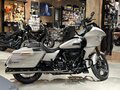 2023 Harley-Davidson CVO Road Glide, серебристый, 4900000 рублей - вид 4
