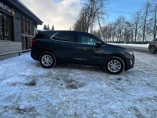 2018 Chevrolet Equinox III, серый, 1700000 рублей, вид 3