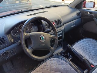 2008 Skoda Octavia I (A4) Рестайлинг, красный, 600000 рублей, вид 5