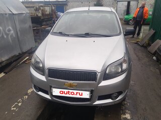 2010 Chevrolet Aveo I Рестайлинг, серебристый, 470000 рублей, вид 1