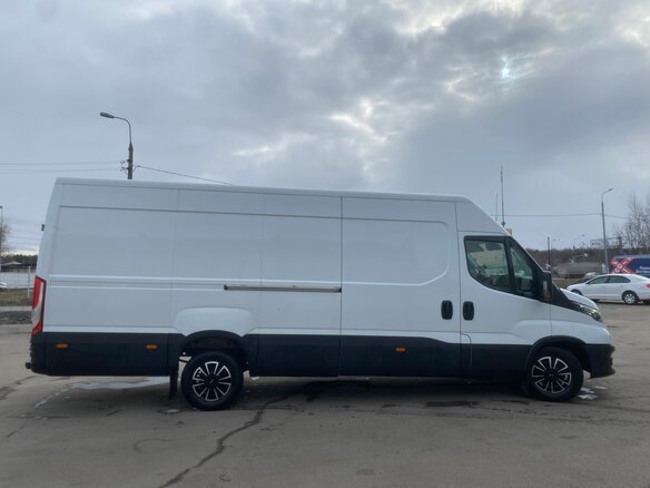 2020 Iveco Daily, белый, 3750000 рублей - вид 1