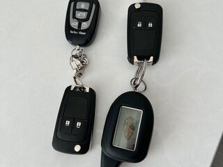 2011 Opel Astra J, белый, 700000 рублей, вид 4
