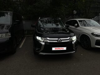 2015 Mitsubishi Outlander III Рестайлинг 2, чёрный, 1990000 рублей, вид 2