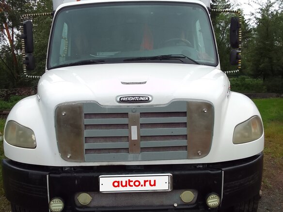 2004 Freightliner Business Class (M2), белый, 1700000 рублей - вид 1
