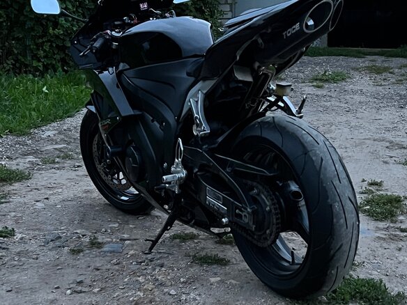2007 Honda CBR 600RR, чёрный, 810000 рублей - вид 1