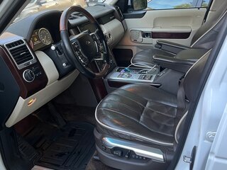 2011 Land Rover Range Rover III Рестайлинг 2, белый, 1990000 рублей, вид 3