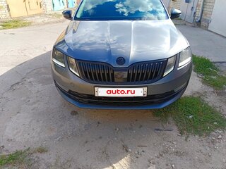 2018 Skoda Octavia III (A7) Рестайлинг, серый, 1900000 рублей, вид 1