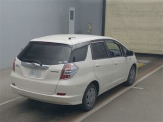 2014 Honda Fit Shuttle I Рестайлинг, белый, 1250000 рублей, вид 4