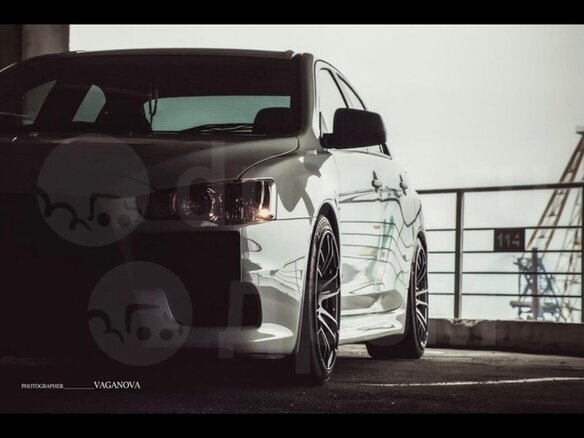 2010 Mitsubishi Lancer Evolution X, белый, 5000000 рублей - вид 8