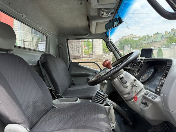 1996 Fuso (Mitsubishi) Canter, голубой, 2350000 рублей - вид 6