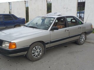 1986 Audi 100 III (C3), серебристый, 300000 рублей, вид 2
