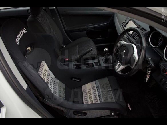 2010 Mitsubishi Lancer Evolution X, белый, 5000000 рублей - вид 27