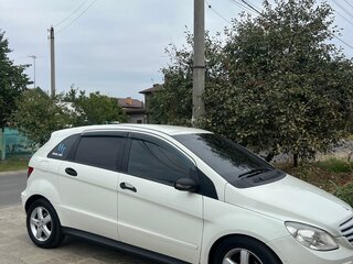 2007 Mercedes-Benz B-Класс 170 I (W245), белый, 700000 рублей, вид 3