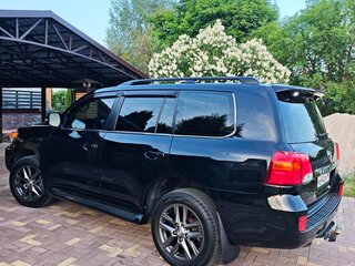 2014 Toyota Land Cruiser 200 Series Рестайлинг 1, чёрный, 4120000 рублей, вид 4