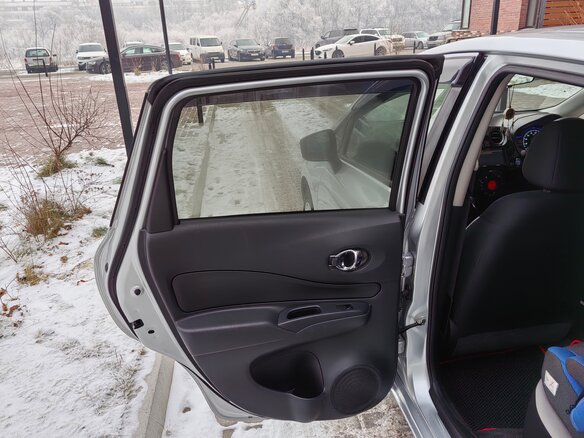 2018 Nissan Note e-Power II Рестайлинг, серый, 1290000 рублей - вид 12