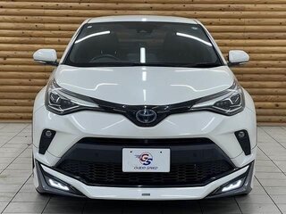 2021 Toyota C-HR I Рестайлинг, белый, 1695007 рублей, вид 2