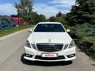 2011 Mercedes-Benz E-Класс 300 IV (W212, S212, C207), белый, 2000000 рублей, вид 2