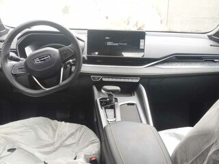 2023 Geely Preface I (China Market) Рестайлинг, белый, 2500000 рублей, вид 2