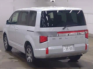 2025 Mitsubishi Delica D:5 I Рестайлинг, белый, 3500000 рублей, вид 4