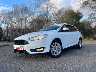 2015 Ford Focus III Рестайлинг, белый, 910000 рублей, вид 1