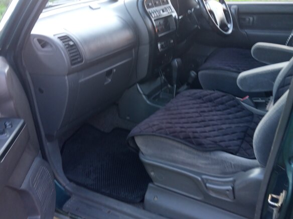 1997 Isuzu Bighorn II, зелёный, 550000 рублей - вид 4