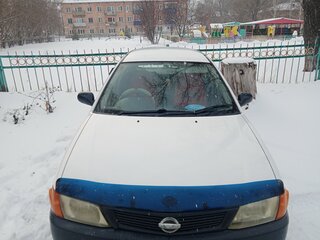 2000 Nissan AD II, белый, 280000 рублей, вид 2