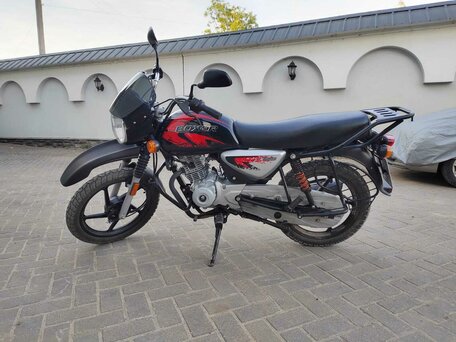 2022 Bajaj Boxer BM 125, чёрный, 95000 рублей, вид 1