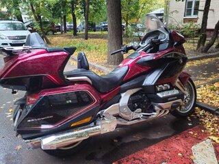 2019 Honda GL 1800 Gold Wing, красный, 3000000 рублей, вид 4