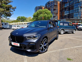 2020 BMW X5 M50d IV (G05/G18), чёрный, 8490000 рублей, вид 2