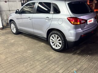 2011 Mitsubishi ASX I, серебристый, 800000 рублей, вид 5