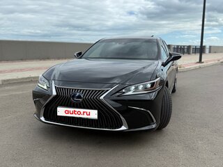 2019 Lexus ES 300h VII, чёрный, 4250000 рублей, вид 3