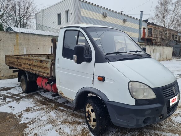 2011 ГАЗ ГАЗель (3302), белый, 680000 рублей - вид 1