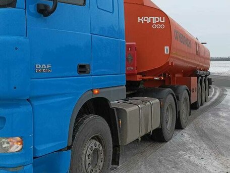 2017 DAF XF 105, синий, 7000000 рублей, вид 1
