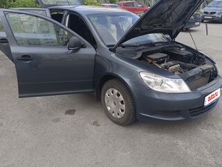 2011 Skoda Octavia II (A5) Рестайлинг, серый, 490000 рублей, вид 2