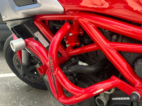 2011 Ducati Diavel, красный, 780000 рублей - вид 13