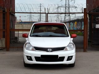 2013 Nissan Tiida I Рестайлинг, белый, 750000 рублей, вид 2