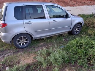 2003 Mazda Demio II (DY), серый, 235000 рублей, вид 4