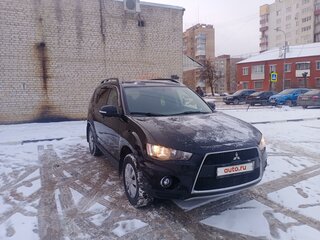 2011 Mitsubishi Outlander II Рестайлинг, чёрный, 1200000 рублей, вид 4