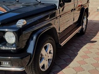 2005 Mercedes-Benz G-Класс 400 II (W463), чёрный, 3100000 рублей, вид 2